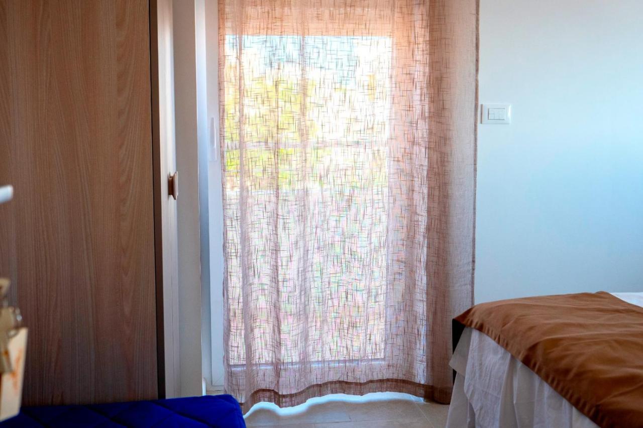 B&B A Un Passo Dal Mare Торре-Канне Экстерьер фото